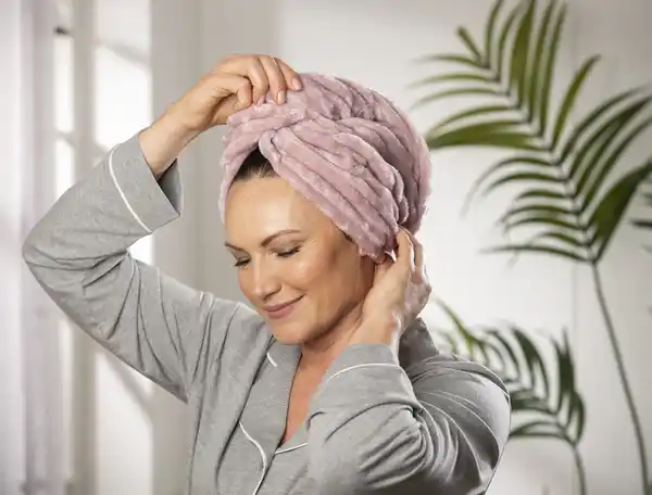 Bild 3 von IDEENWELT Luxus-Kopfhandtuch rosa