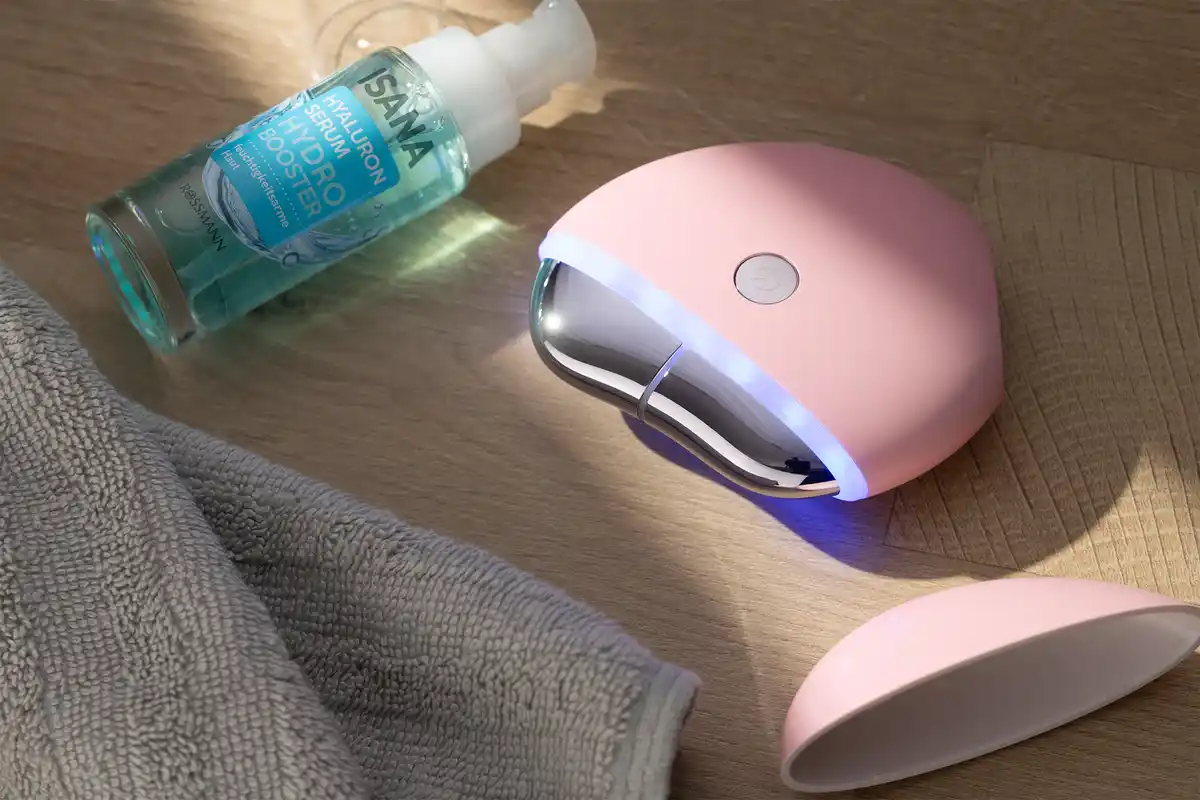 Bild 4 von IDEENWELT EMS Gua Sha Gesichtsmassagegerät