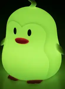 IDEENWELT Akku-Silikon-Nachtlicht Pinguin