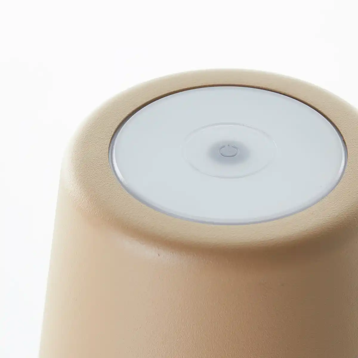 Bild 4 von Akku-Tischleuchte »KAAMI«, ØxH: 10 x 37 cm, 310 lm, warmweiß, cappuccino matt