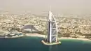 Bild 1 von Vereinigte Arabische Emirate  – Dubai & Fujairah – Zwischen Skyline und Strand