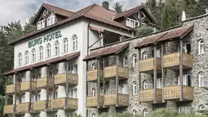 Bayerischer Wald - Neukirchen beim Heiligen Blut - Burghotel am Hohen Bogen