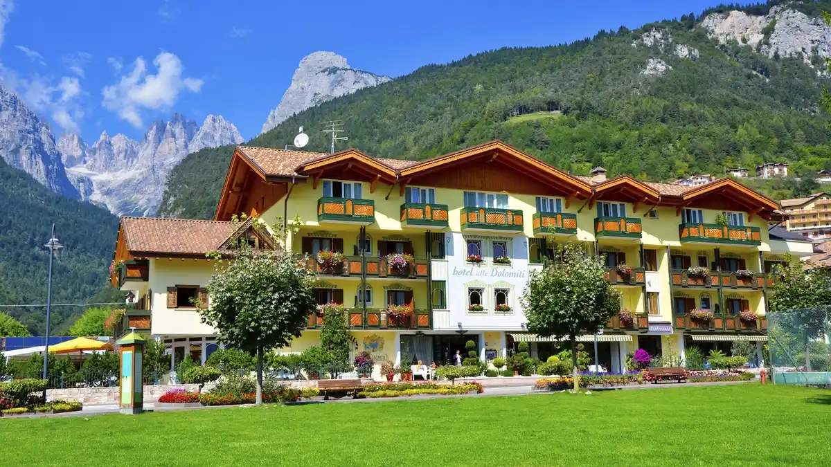 Bild 1 von Italien - Trentino - Molveno - 4* Alle Dolomiti Boutique Lake Hotel