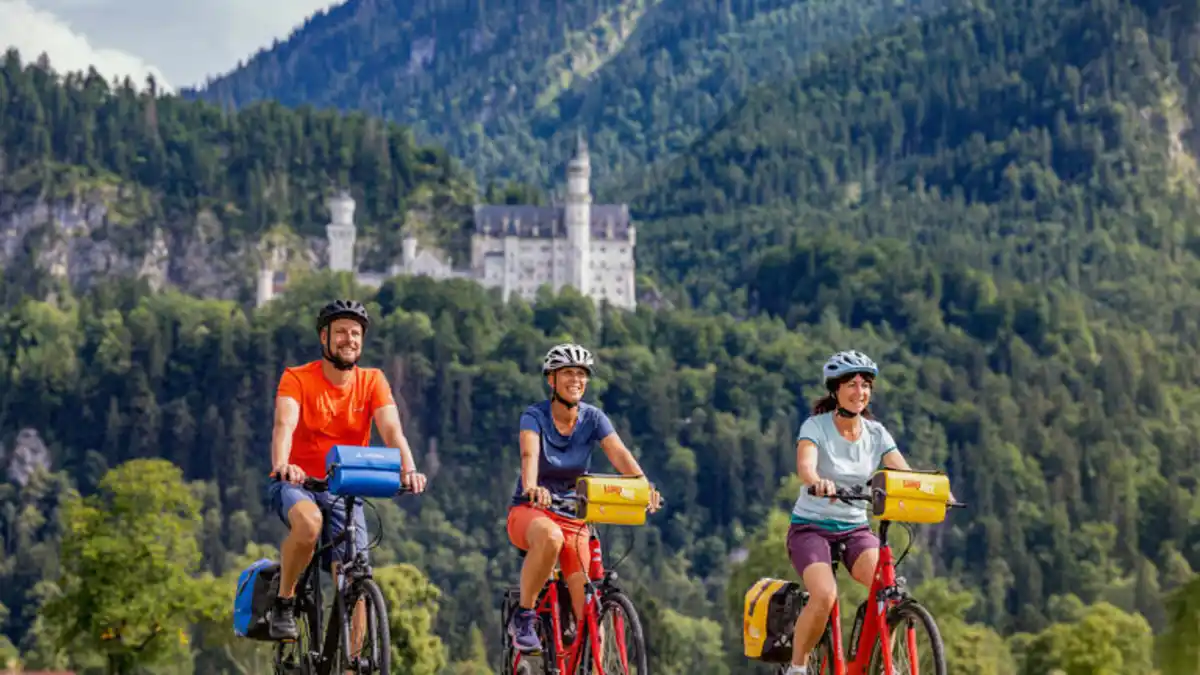 Bild 1 von Eigene Anreise Österreich & Deutschland: Von Steeg am Arlberg ins historische Augsburg