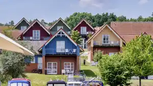 Meckl. Seenplatte - Rheinsberg - 4* Precise Resort Marina Wolfsbruch