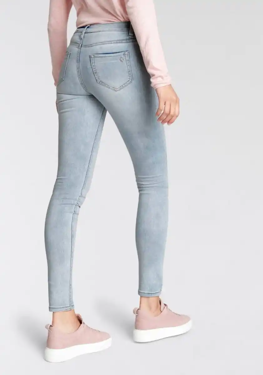 Bild 1 von Tamaris Skinny-fit-Jeans schmale Beinweite, mit Gürtelschlaufenbund, mit Metallreißverschluss, Blau
