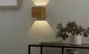 Bild 1 von Trio LED-Wandleuchte, Pinienholz ´Kubus´