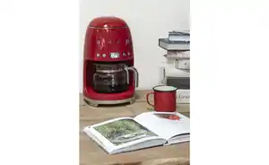 smeg Kaffeeautomat DCF02RDEU