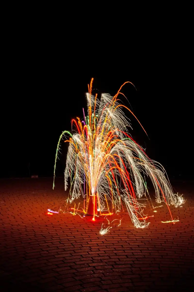 Bild 3 von COMET Neon-Premium-Vulkan »Magma Master«