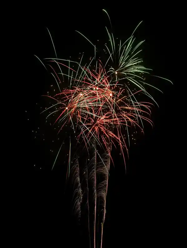 Bild 4 von COMET »Iron Burst« Feuerwerksbatterie