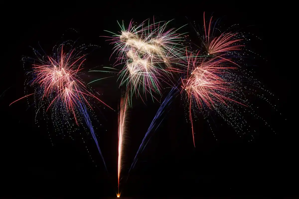 Bild 4 von COMET XXL-Fächer-Verbund-Feuerwerk »Big Beast«