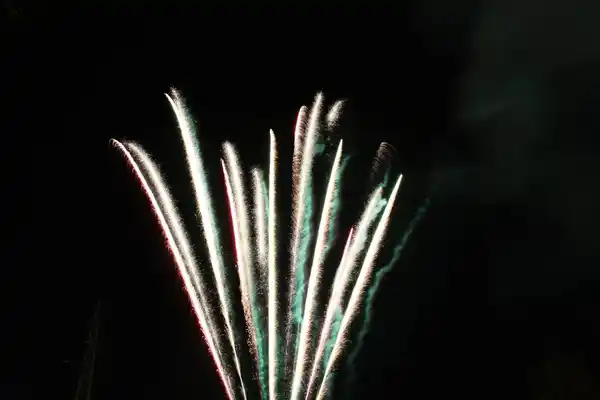 Bild 4 von WECO Verbund-Feuerwerk »Berserker«