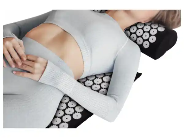 Bild 2 von sensiplast® Akupressurmatte mit Kopfkissen, durchblutungsfördernd  (Schwarz/weiß)