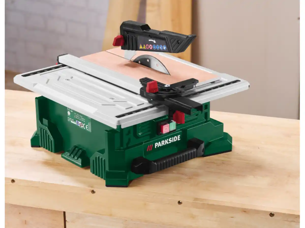 Bild 2 von PARKSIDE® Fliesenschneidemaschine »PFS 800 A1«