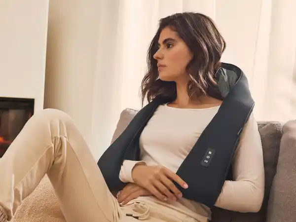 Bild 2 von SILVERCREST® PERSONAL CARE Shiatsu-Nacken-Massagegerät »SOSMN 2 E1« mit 2 Massageköpfen