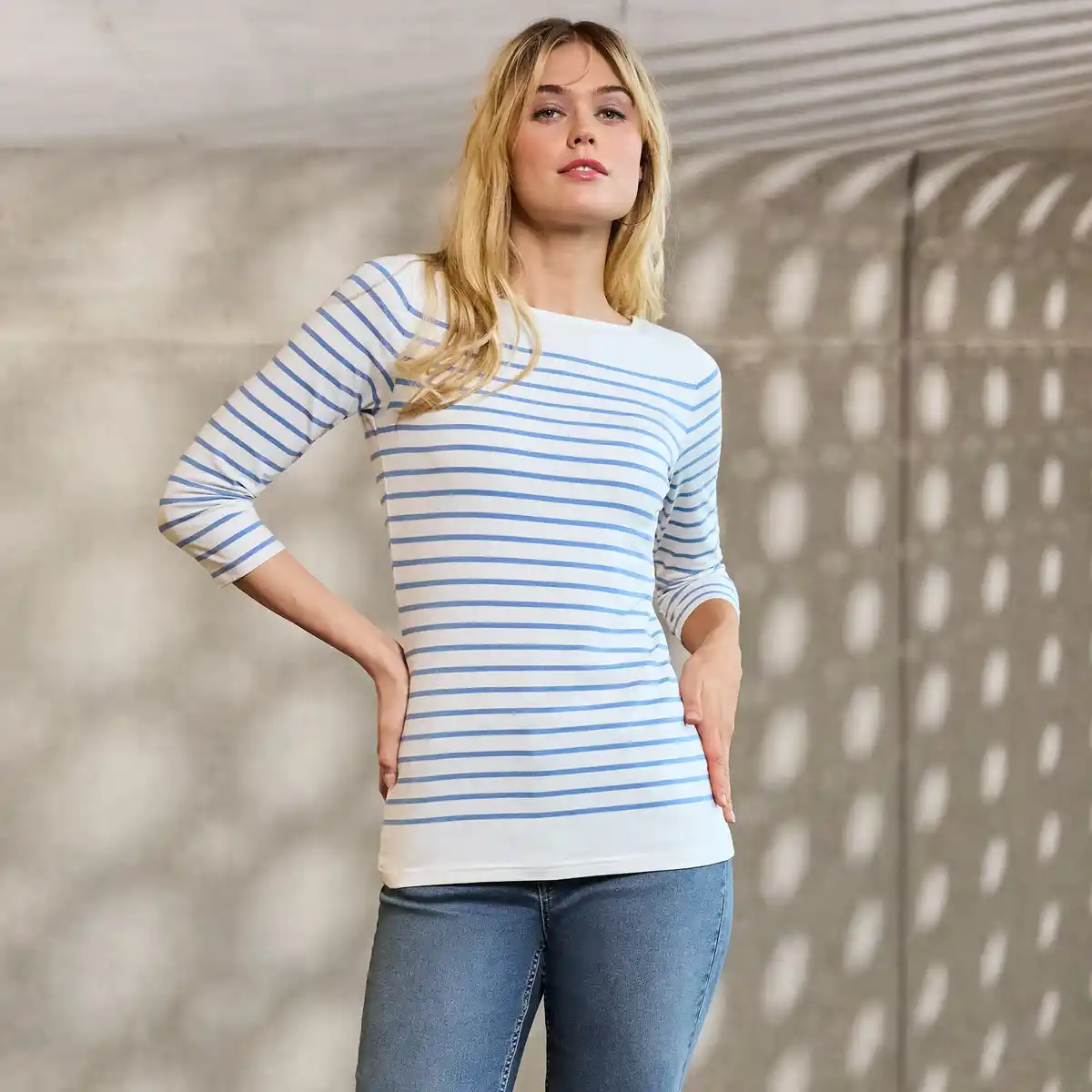 Bild 1 von Damen-Shirt mit U-Boot-Ausschnitt