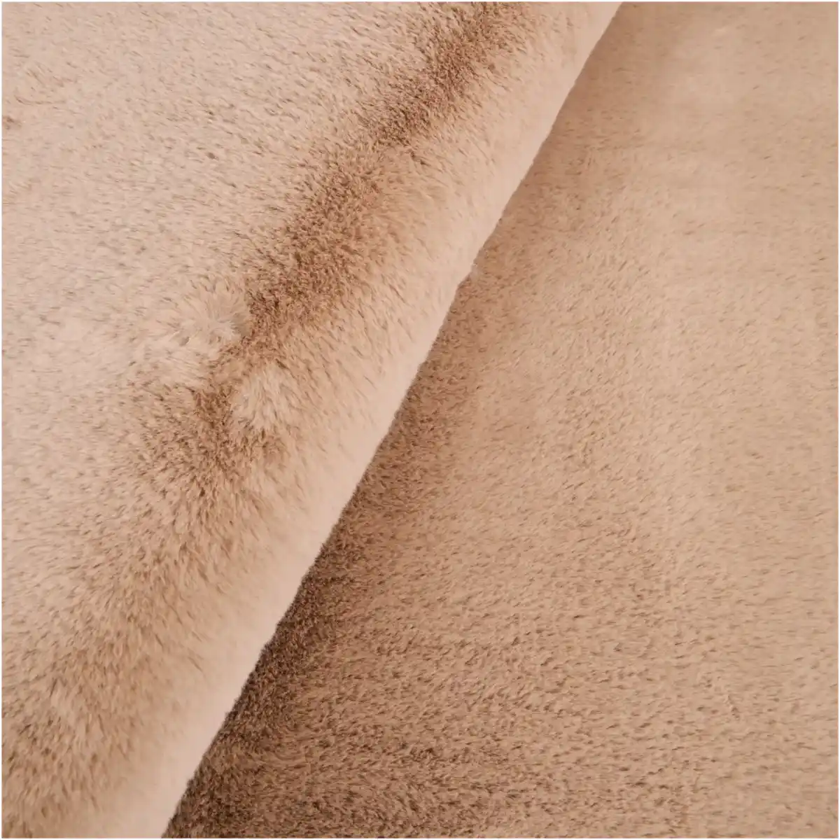 Bild 3 von Teppich aus Kunstfell