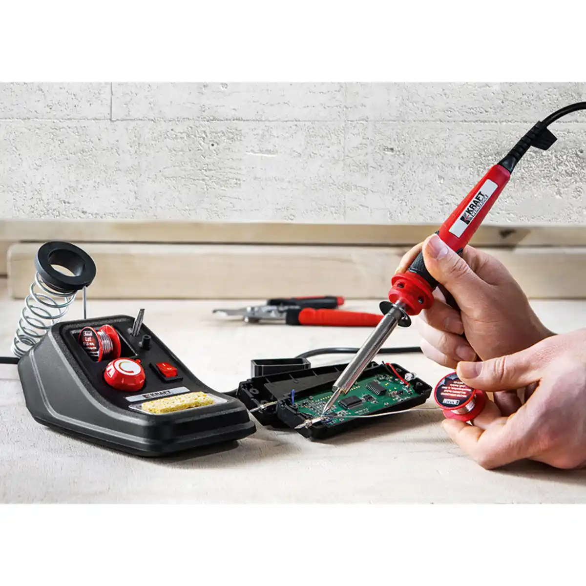 Bild 1 von Kraft Werkzeuge Regelbare Lötstation