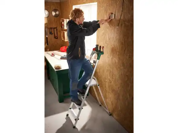 Bild 2 von Parkside® Alu-Haushaltsleiter