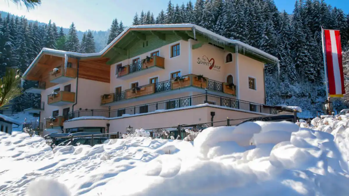 Bild 1 von Eigene Anreise Österreich - Tirol: Winterspaß im Hotel Der Schmittenhof in Zell am See