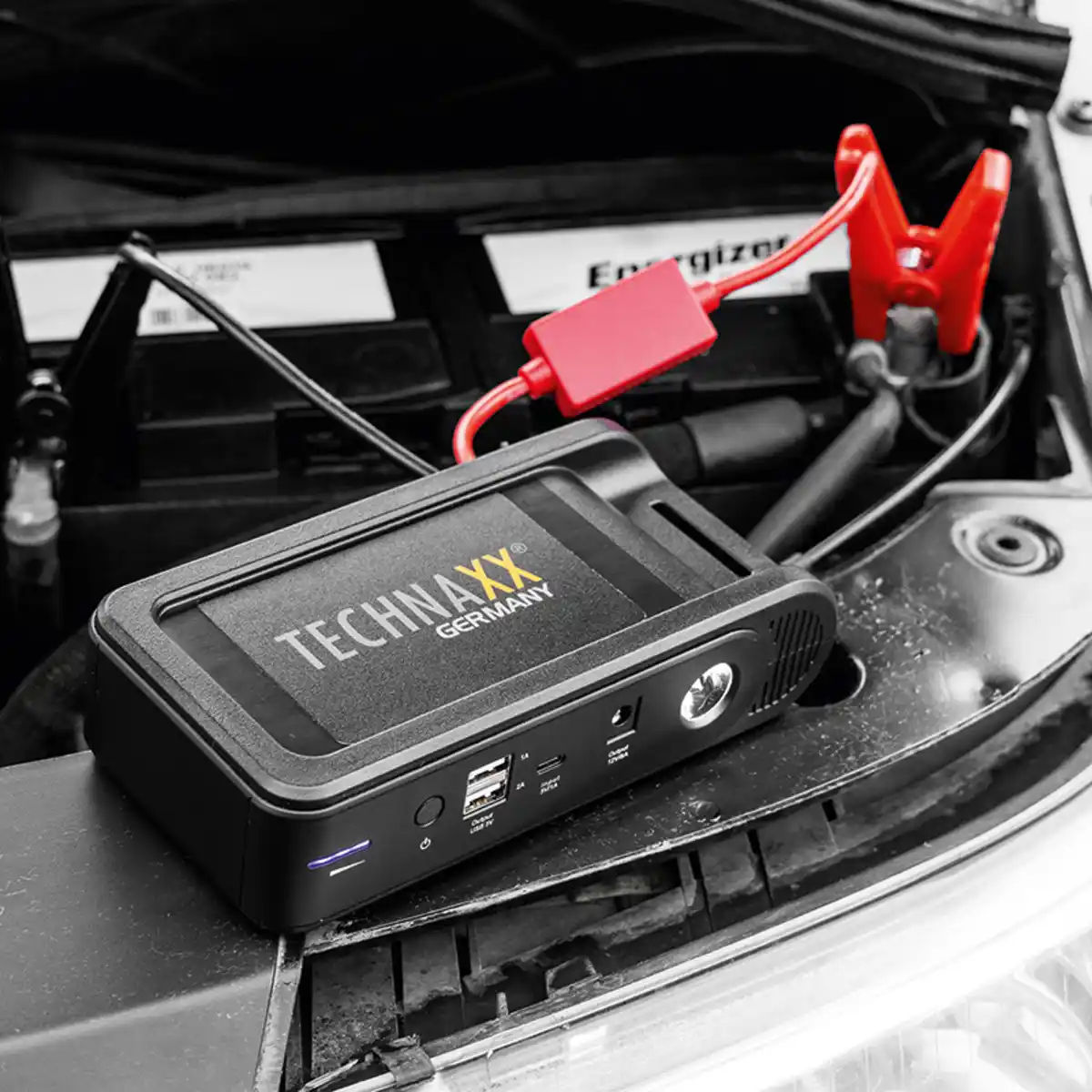 Bild 1 von Technaxx Germany Jump Starter / Powerbank
