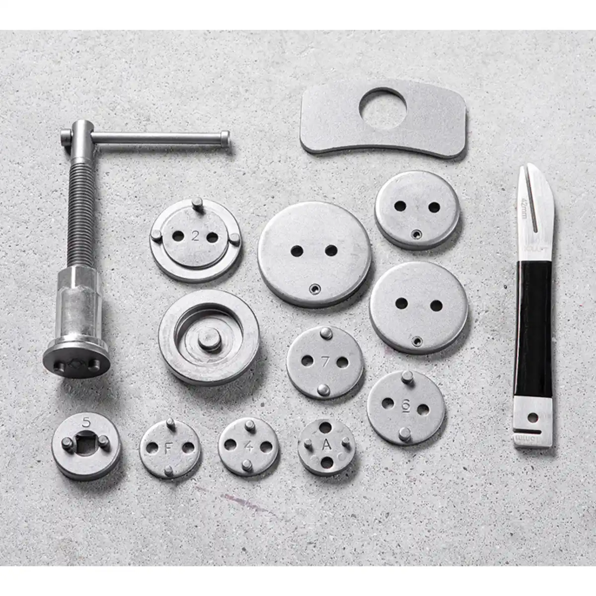 Bild 1 von Kraft Werkzeuge Kfz-Bremskolbenrücksteller-Set 14-tlg.