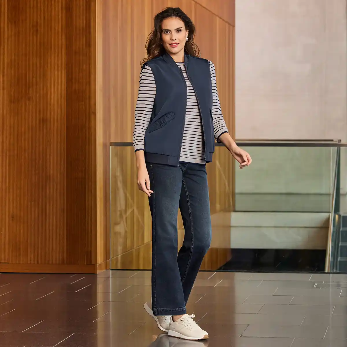 Bild 1 von Damen-Jeans mit weitem Bein