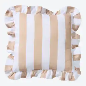 Dekokissen mit Rüschen, ca. 25x25 cm