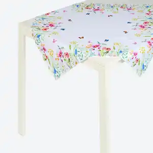 Mitteldecke mit Blumenmuster, ca. 80x80 cm