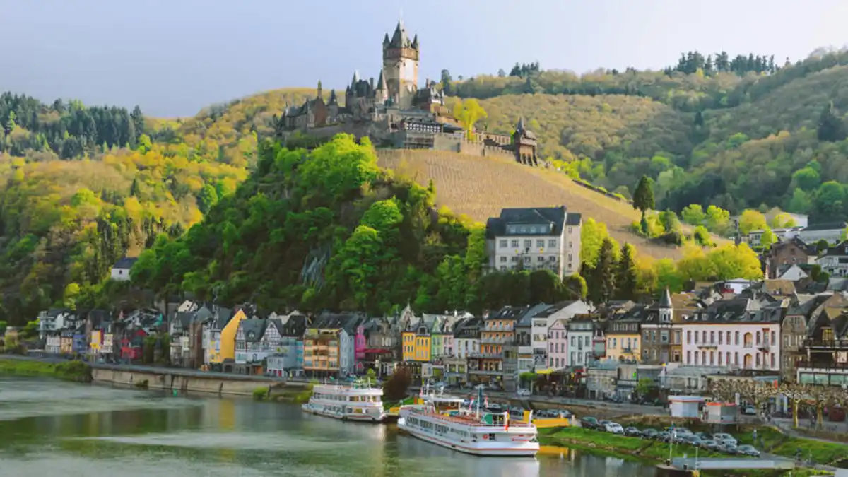 Bild 1 von Eigene Anreise Cochem: Wohlfühlurlaub im Moselstern Hotel Brixiade & Triton