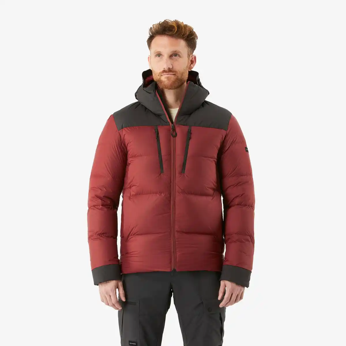 Bild 1 von FORCLAZ Daunenjacke Herren Kapuze bis -20 °C Trekking - MT900 rot