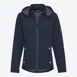 Damen-Softshelljacke mit Kapuze