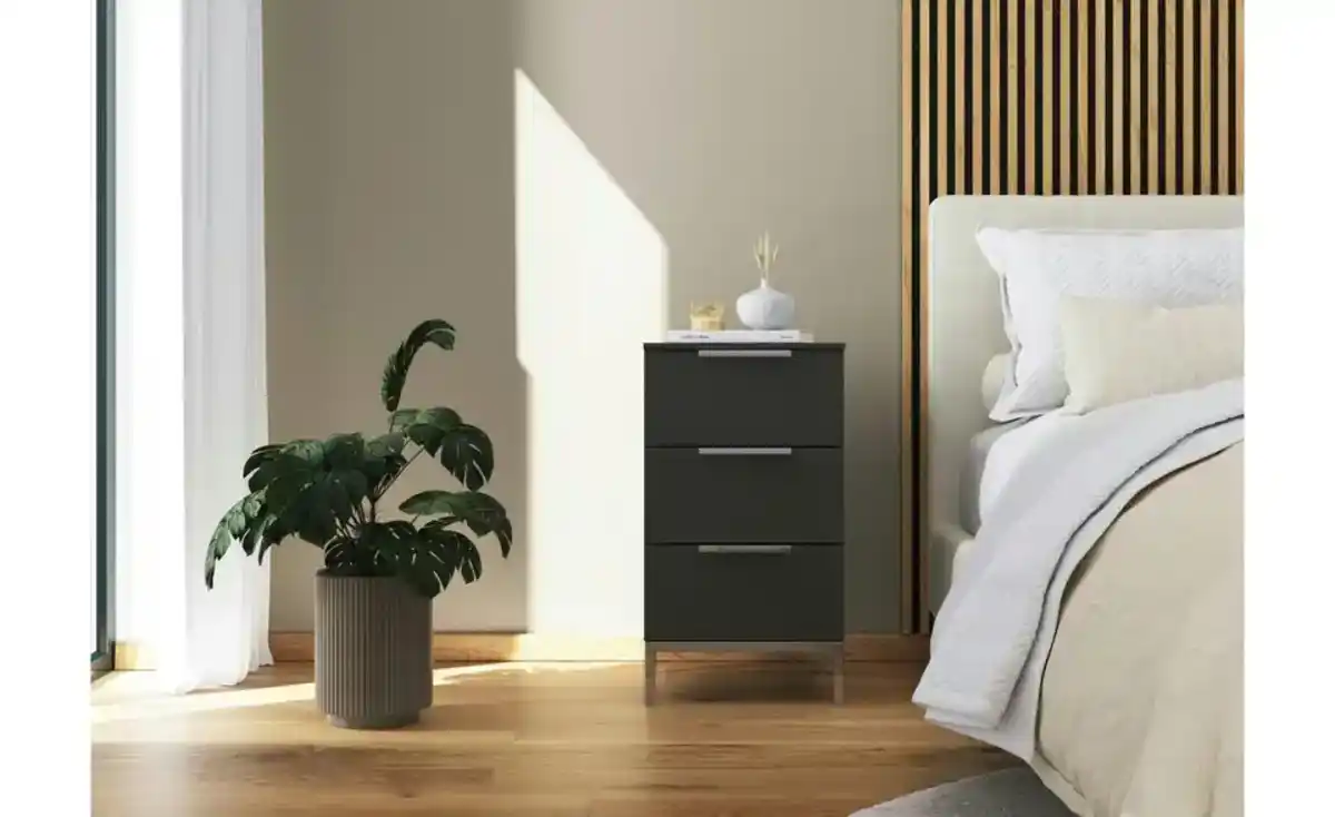 Bild 1 von Nachttisch Flipp