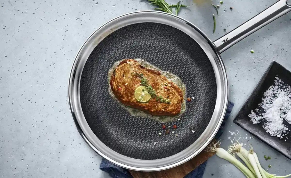 Bild 1 von WMF Bratpfanne Profi Resist