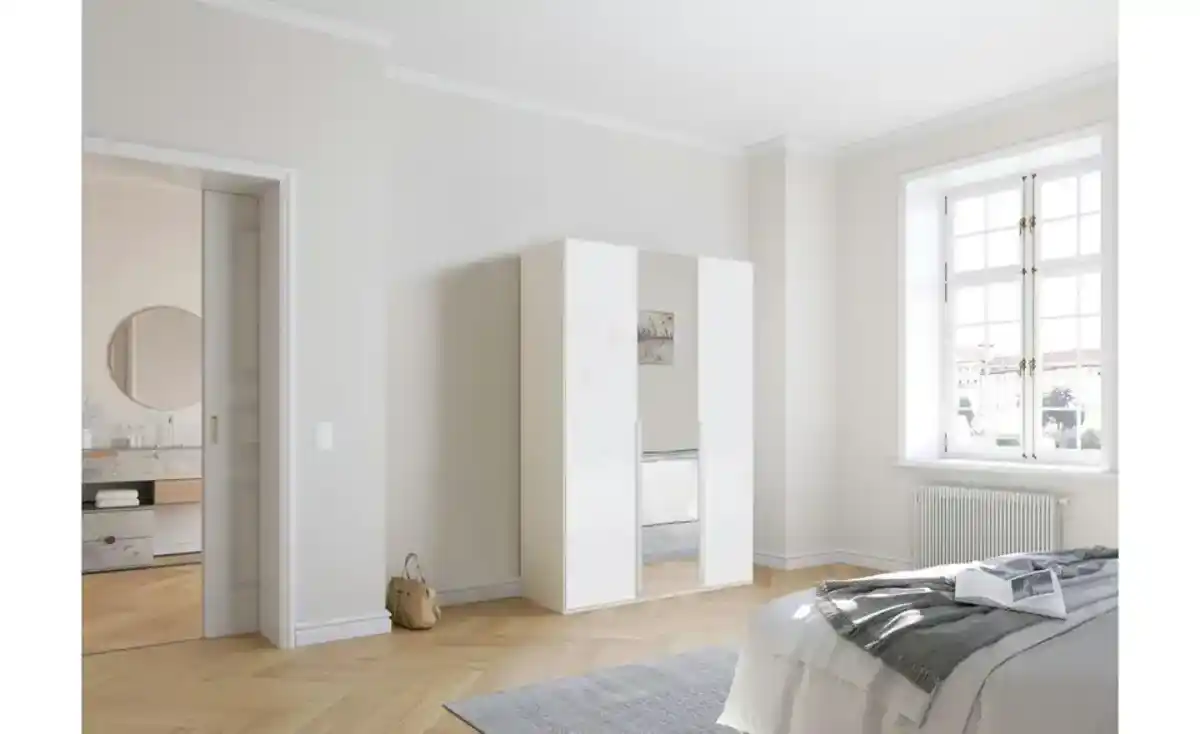 Bild 1 von Drehtürenschrank Port Talbot