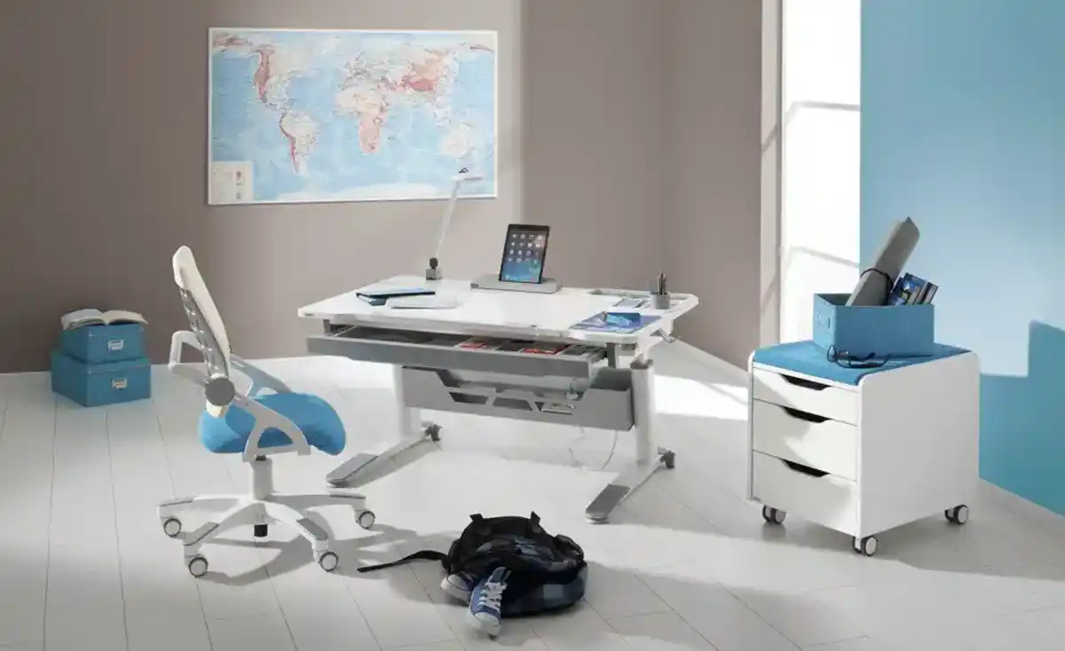 Bild 1 von PAIDI Schülerschreibtisch Jaro