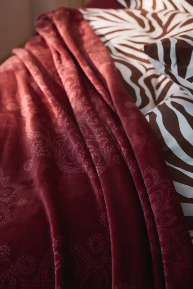 Bild 4 von TRENDLINE BY BIBERNA Kuscheldecke