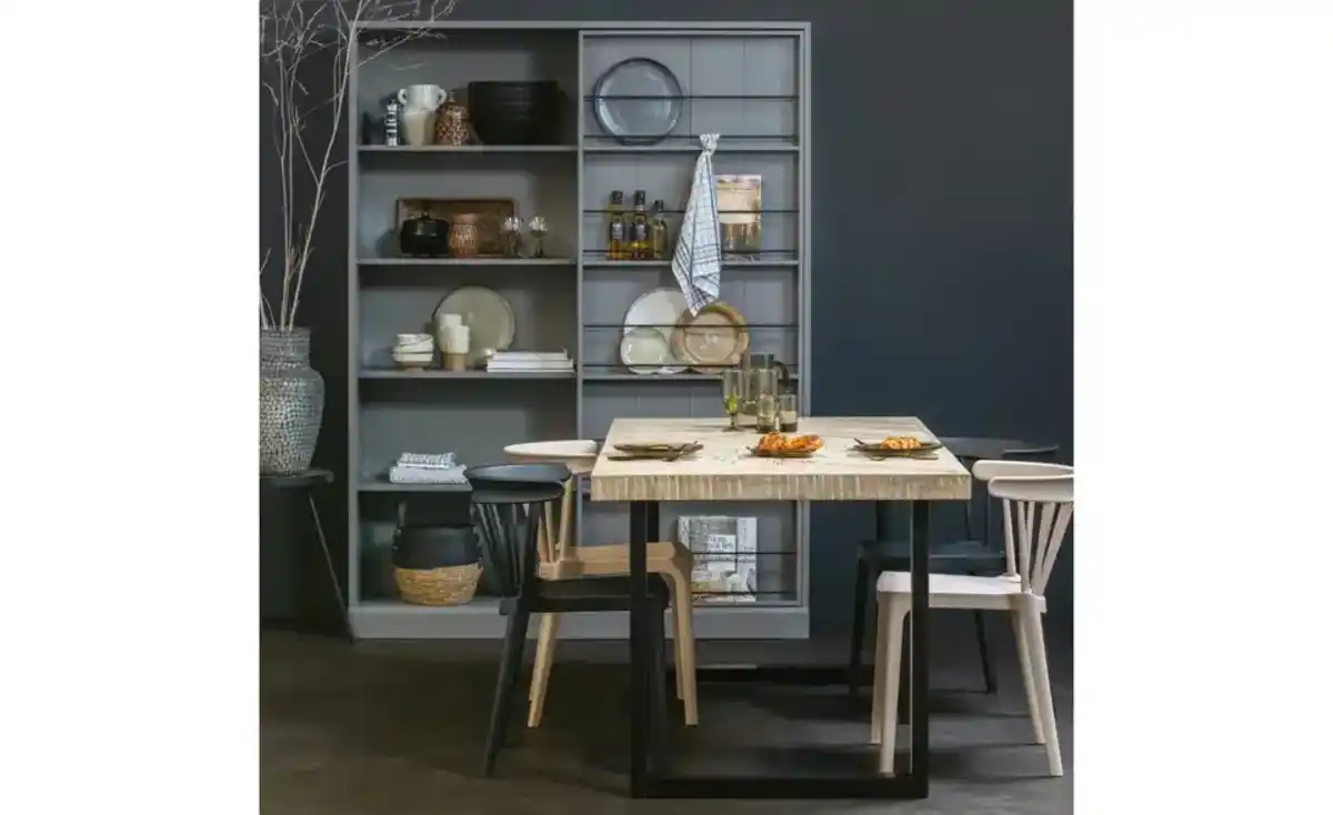 Bild 1 von WOOOD Esstisch