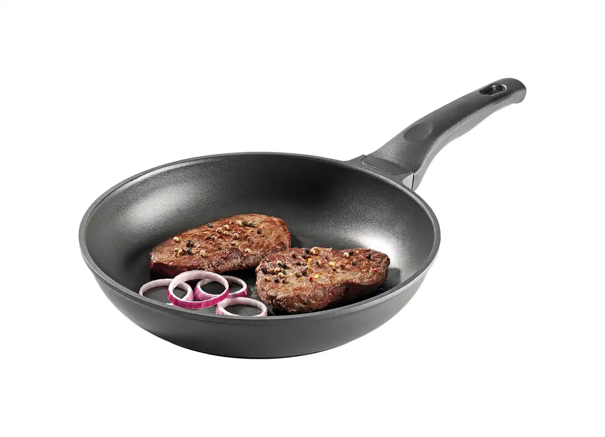 Bild 1 von Aluguss-Profi-Pfanne 28cm Diese Profi-Pfanne ist aus einem hochwertigem Aluminium-Guss gefertigt und verfügt über eine "ILAG Non-Stick Ultimate"-Antihaftbeschichtung.