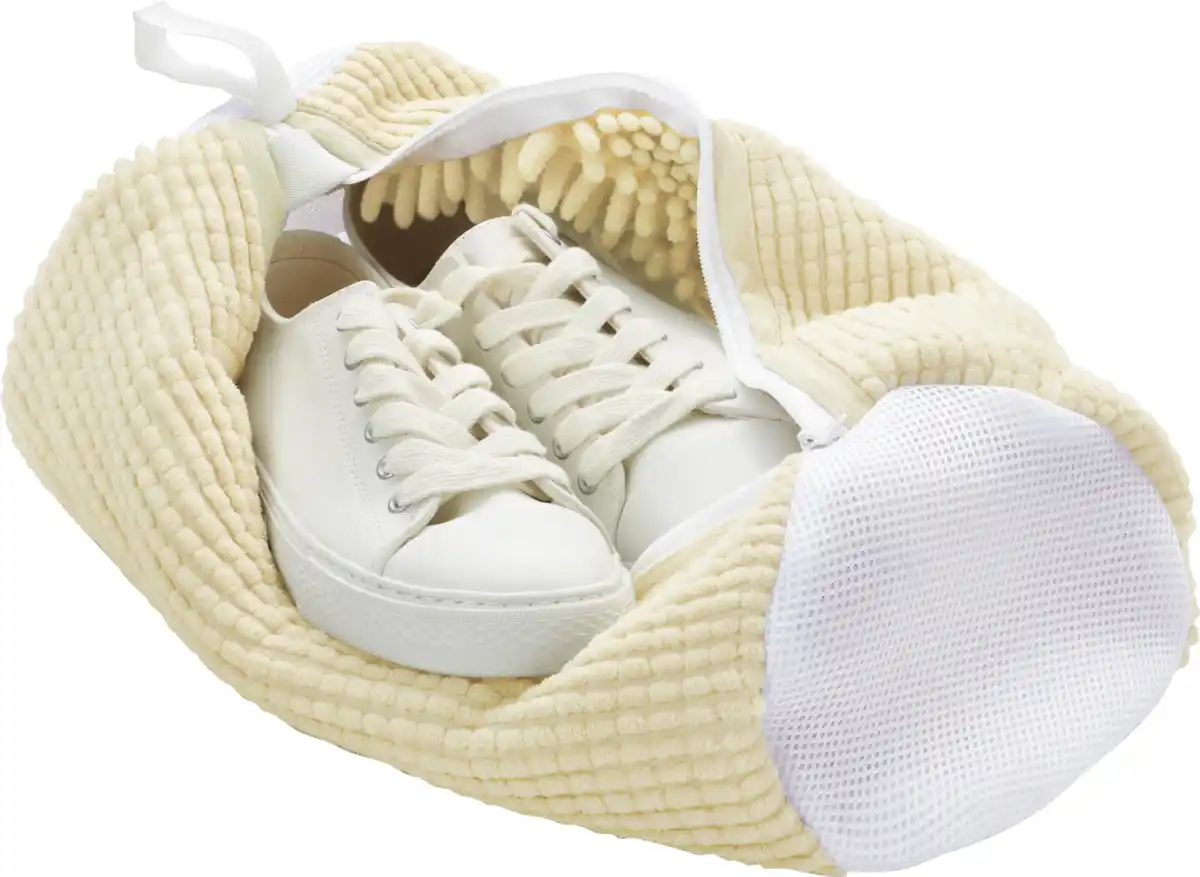 Bild 2 von IDEENWELT Schuhwaschbeutel