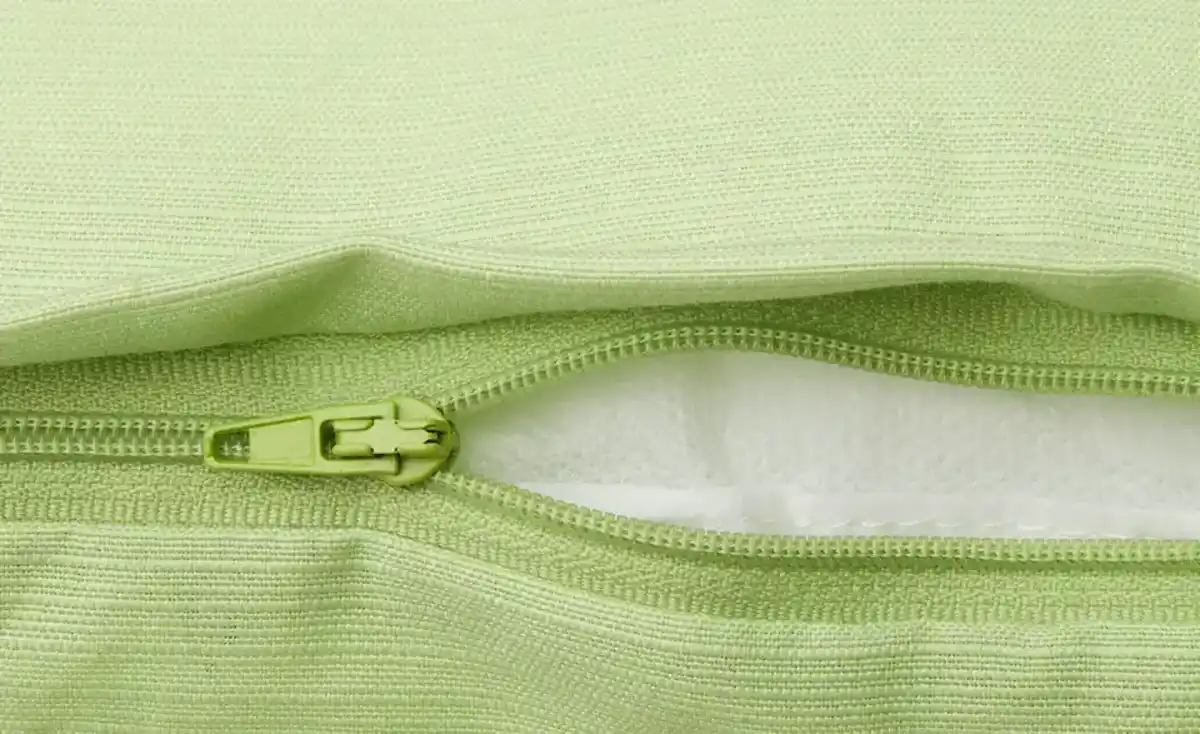 Bild 2 von levelone Kissen Berlin