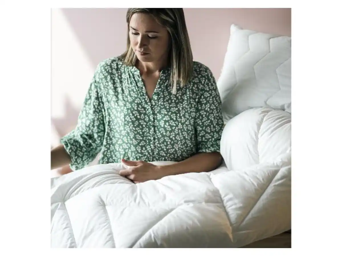 Bild 3 von Dunlopillo Premium 4-Jahreszeiten-Bettdecke Life