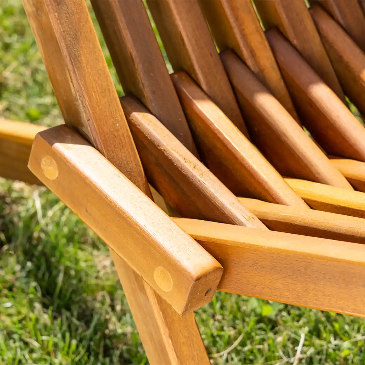 Bild 3 von 2er Set Holzliegestuhl mit Tisch aus Akazie klappbar