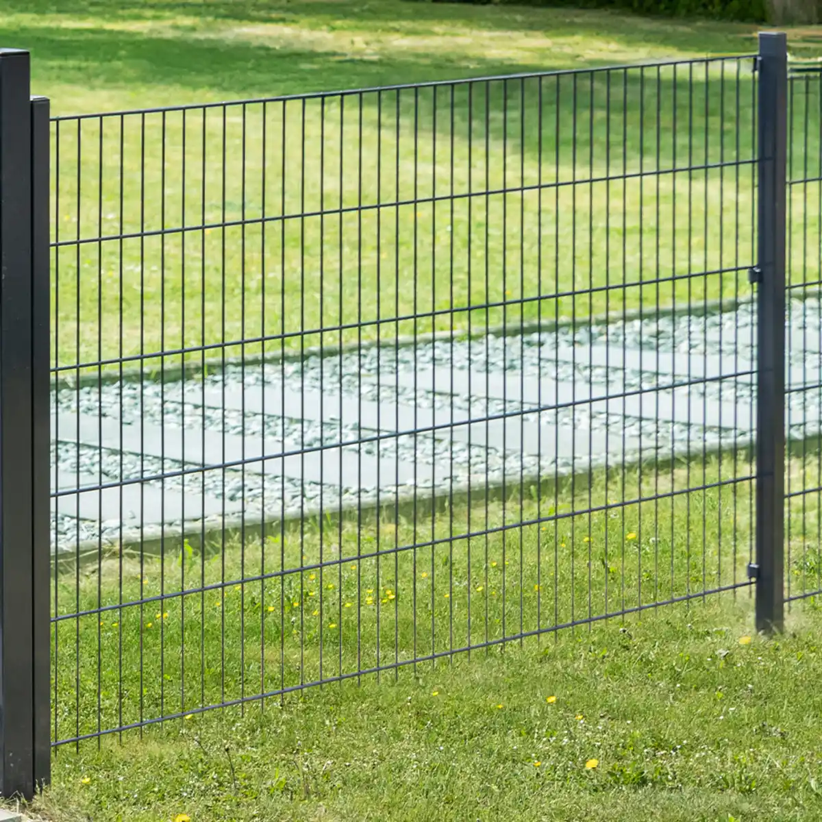 Bild 2 von Doppelstabmattenzaun Komplett-Set, ca. 83 cm x 10 m - Anthrazit