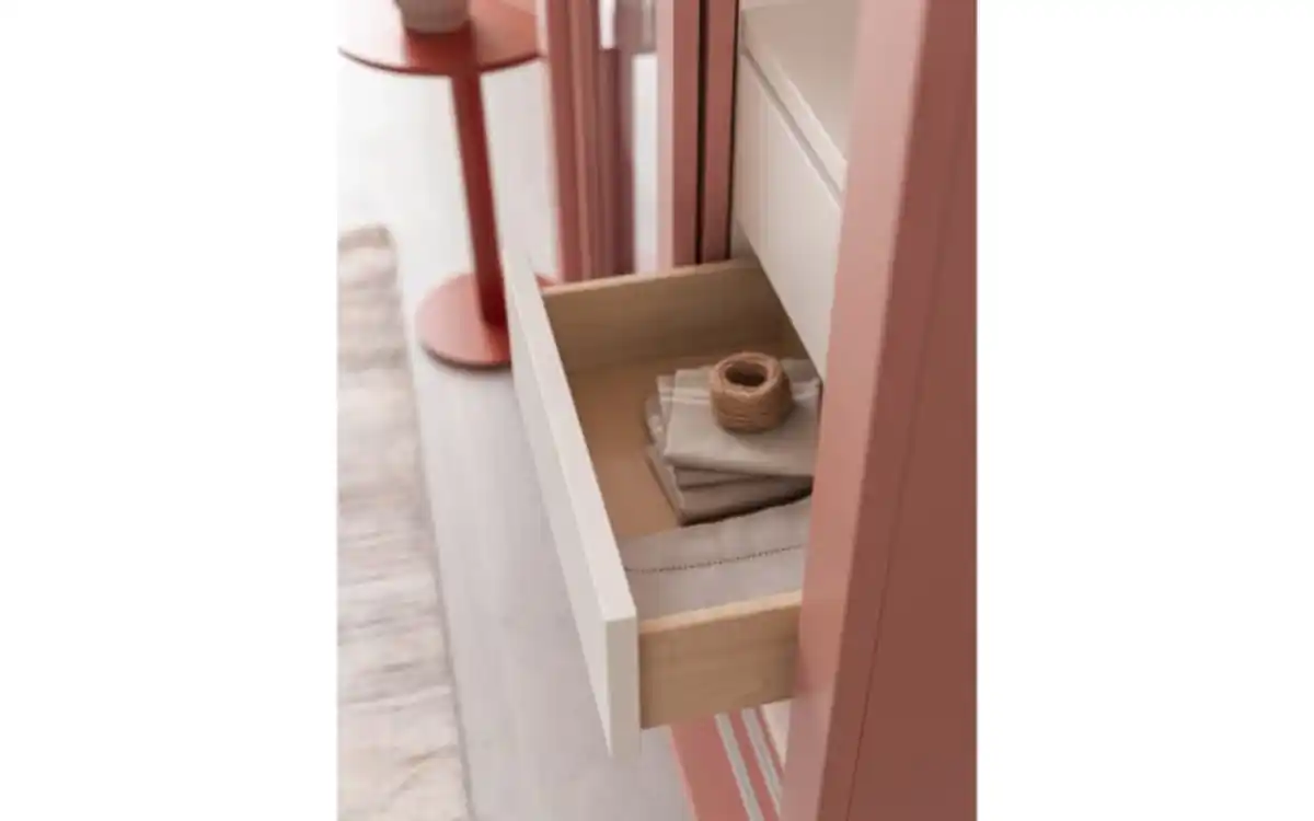 Bild 4 von Schöner Wohnen Kollektion - Schiebetürenschrank Village, berry/weiß, inkl. Push-to-Open Funktion