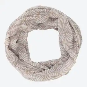 Damen-Loop-Tuch in verschiedenen Designs