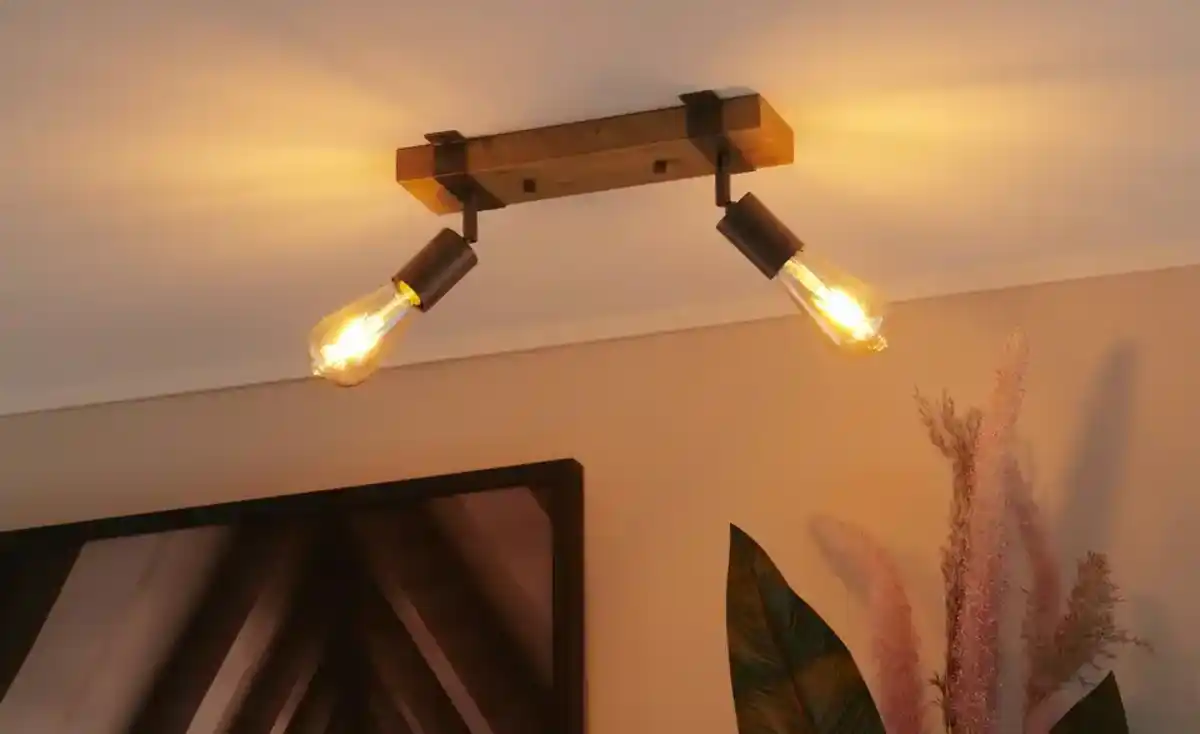 Bild 1 von Paul Neuhaus Deckenstrahler, 2-flammig, Kiefernholz/Metall