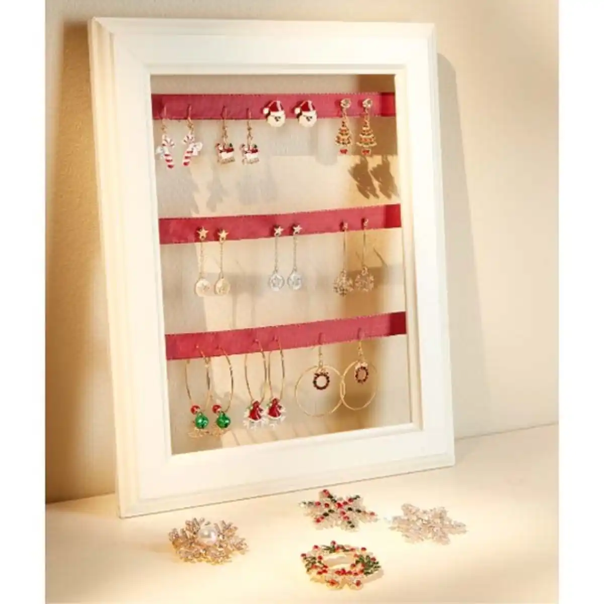 Bild 1 von Creolen, Ohrringe und Broschen