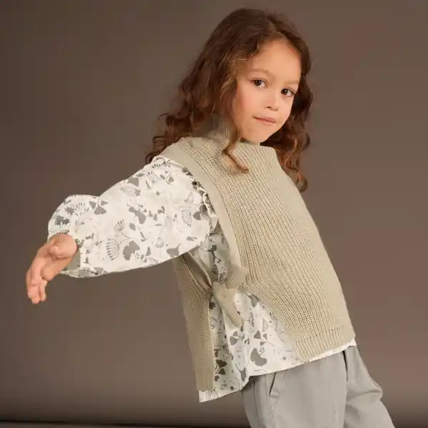 Bild 4 von Kinder-Mädchen-Poncho mit Schleifen-Details