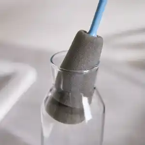 Flaschenbürste mit starker Reinigungskraft